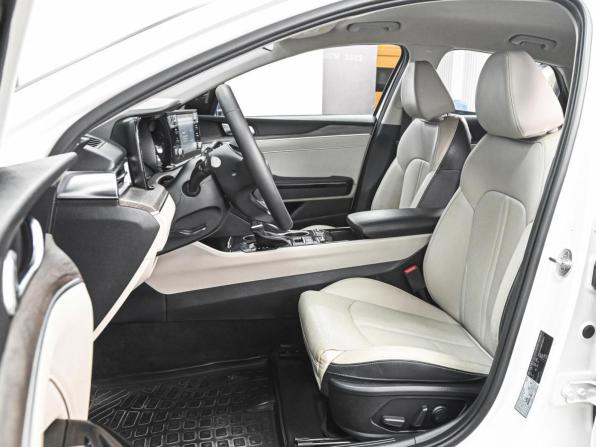 Kia K5 III с пробегом 2020 года, цена 2 395 000 рублей, 87936 км, седан, Автокод Объявления