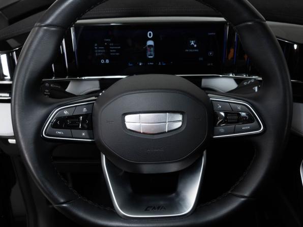 Geely Atlas II с пробегом 2024 года, цена 2 850 000 рублей, 30115 км, внедорожник, Автокод Объявления