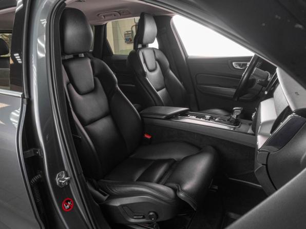 Volvo XC60 II с пробегом 2018 года, цена 3 199 000 рублей, 131480 км, внедорожник, Автокод Объявления