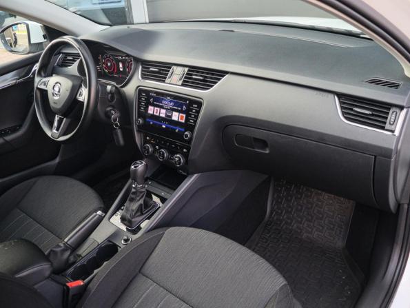 Skoda Octavia III (A7) Рестайлинг с пробегом 2019 года, цена 2 300 000 рублей, 74364 км, лифтбек, Автокод Объявления