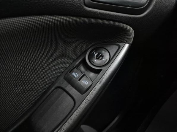 Ford Focus III с пробегом 2012 года, цена 780 000 рублей, 187690 км, седан, Автокод Объявления
