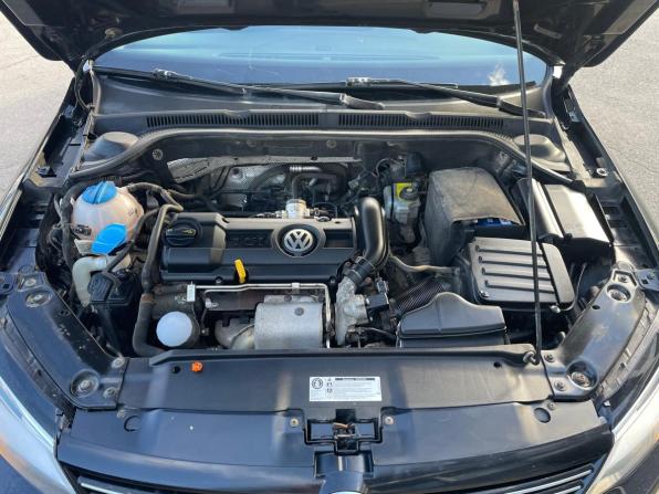 Volkswagen Jetta VI с пробегом 2013 года, цена 950 000 рублей, 125700 км, седан, Автокод Объявления