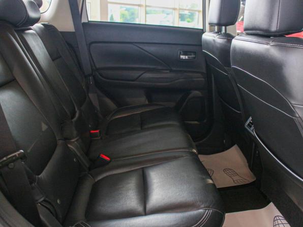 Mitsubishi Outlander III Рестайлинг 3 с пробегом 2019 года, цена 2 536 000 рублей, 144830 км, внедорожник, Автокод Объявления