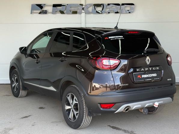 Renault Kaptur I с пробегом 2017 года, цена 1 599 000 рублей, 147000 км, внедорожник, Автокод Объявления