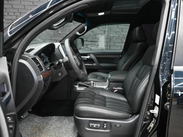 Toyota Land Cruiser 200 Series Рестайлинг 2 с пробегом 2015 года, цена 5 200 000 рублей, 220676 км, внедорожник, Автокод Объявления