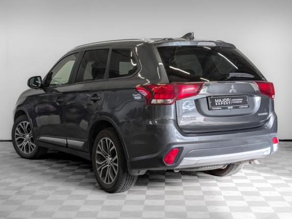 Mitsubishi Outlander III Рестайлинг 2 с пробегом 2018 года, цена 1 925 000 рублей, 117278 км, внедорожник, Автокод Объявления