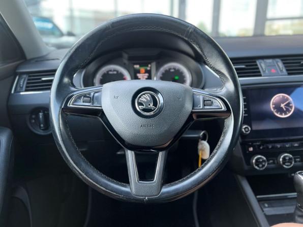 Skoda Octavia III (A7) Рестайлинг с пробегом 2017 года, цена 1 775 000 рублей, 155279 км, лифтбек, Автокод Объявления