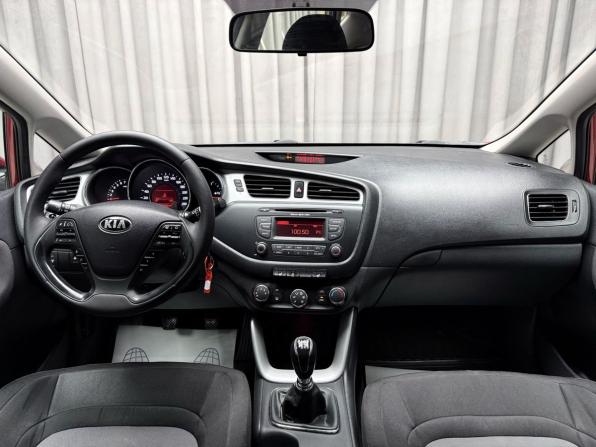 Kia Ceed II с пробегом 2013 года, цена 1 119 000 рублей, 130103 км, хэтчбек, Автокод Объявления