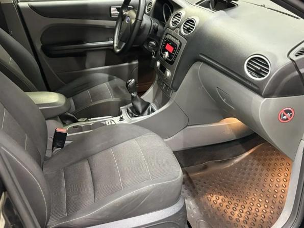 Ford Focus II Рестайлинг с пробегом 2010 года, цена 457 000 рублей, 282000 км, седан, Автокод Объявления