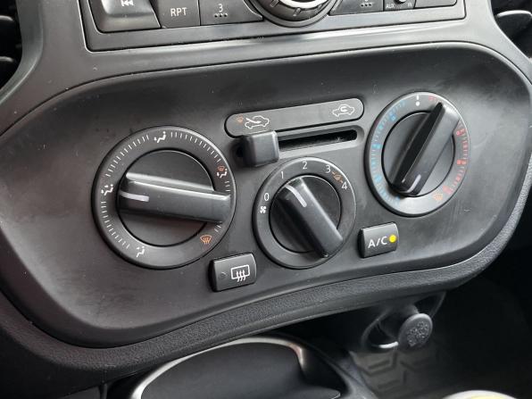 Nissan Juke I с пробегом 2013 года, цена 863 000 рублей, 177559 км, внедорожник, Автокод Объявления