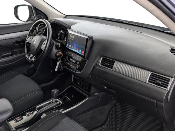 Mitsubishi Outlander III Рестайлинг 2 с пробегом 2018 года, цена 1 825 000 рублей, 156155 км, внедорожник, Автокод Объявления