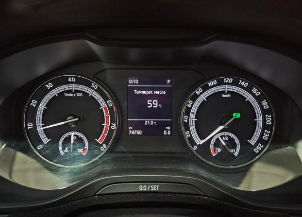 Skoda Karoq I с пробегом 2022 года, цена 2 550 000 рублей, 74740 км, внедорожник, Автокод Объявления