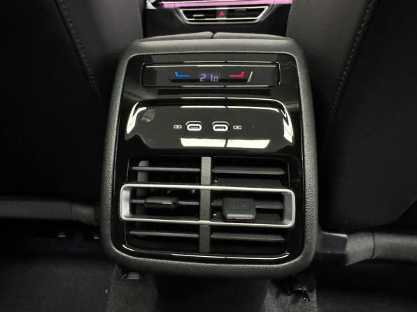 Volkswagen Tiguan III (China Market) с пробегом 2026 года, цена 4 650 000 рублей, 15 км, внедорожник, Автокод Объявления