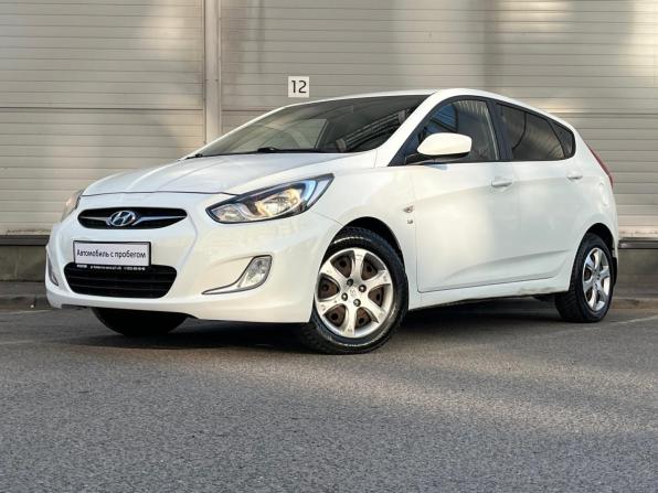Hyundai Solaris I с пробегом 2013 года, цена 799 000 рублей, 142236 км, хэтчбек, Автокод Объявления