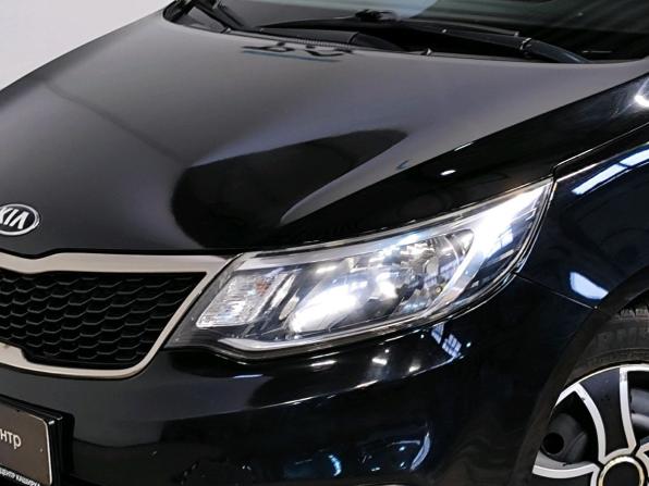 Kia Rio III Рестайлинг с пробегом 2016 года, цена 989 000 рублей, 129065 км, седан, Автокод Объявления