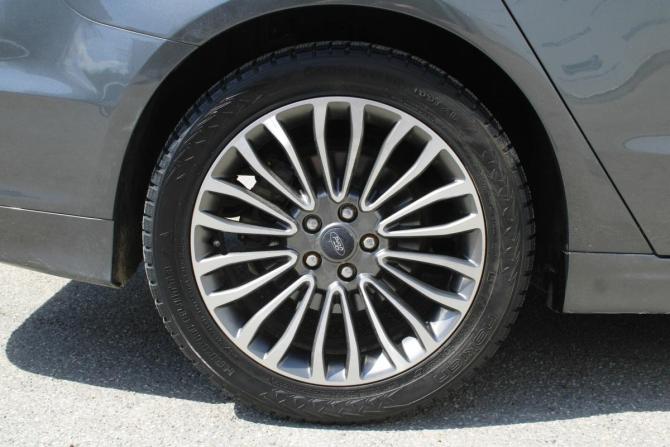 Ford Mondeo V с пробегом 2018 года, цена 1 595 000 рублей, 109000 км, седан, Автокод Объявления