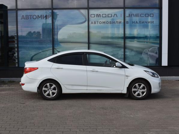 Hyundai Solaris I с пробегом 2012 года, цена 581 000 рублей, 248661 км, седан, Автокод Объявления
