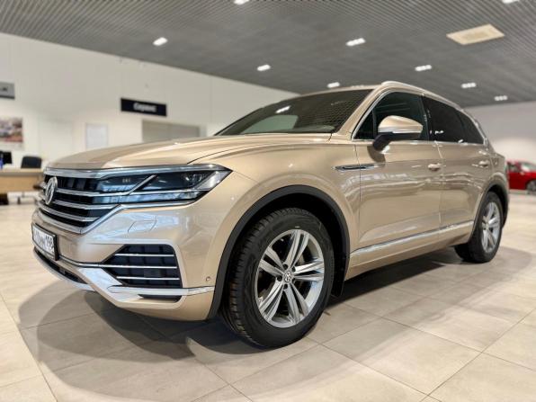 Volkswagen Touareg III с пробегом 2019 года, цена 3 990 000 рублей, 189300 км, внедорожник, Автокод Объявления