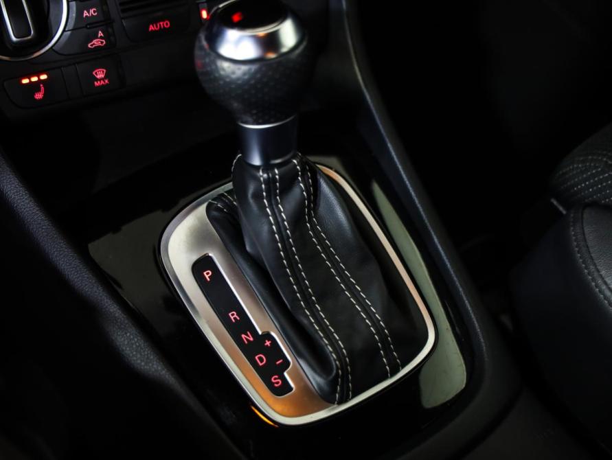 Audi Q3 I (8U) Рестайлинг Санкт-Петербург  - изображение 20