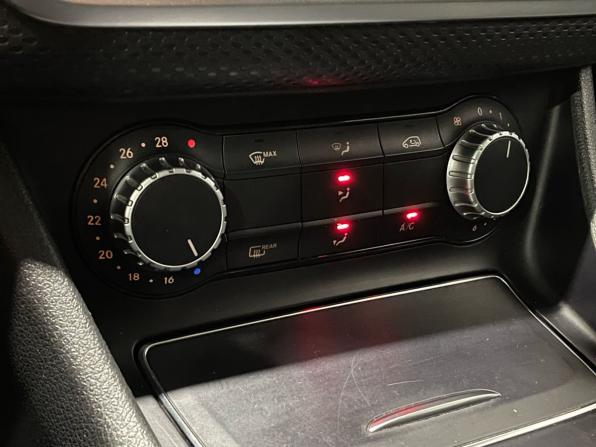 Mercedes-Benz A-Класс III (W176) Рестайлинг с пробегом 2016 года, цена 1 399 000 рублей, 78931 км, хэтчбек, Автокод Объявления