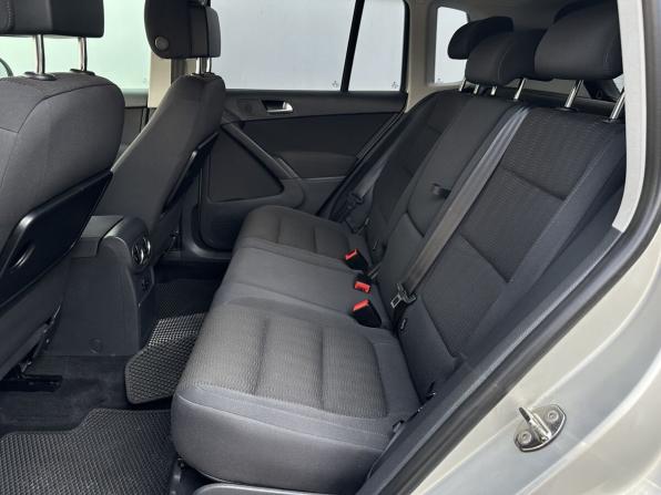 Volkswagen Tiguan I Рестайлинг с пробегом 2012 года, цена 1 050 000 рублей, 190602 км, внедорожник, Автокод Объявления