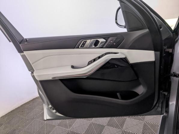 BMW X5 IV (G05/G18) Рестайлинг с пробегом 2025 года, цена 14 265 000 рублей, 9227 км, внедорожник, Автокод Объявления