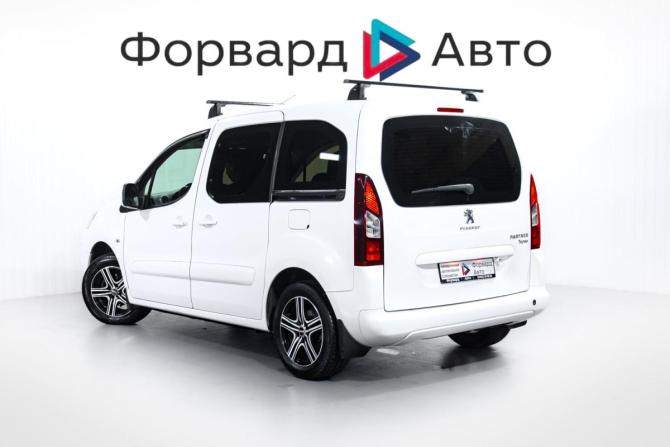 Peugeot Partner II Рестайлинг с пробегом 2013 года, цена 649 000 рублей, 198737 км, минивэн, Автокод Объявления