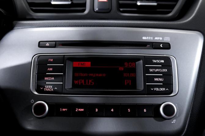Kia Rio III Рестайлинг с пробегом 2016 года, цена 1 050 000 рублей, 112760 км, седан, Автокод Объявления