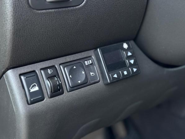 Nissan Pathfinder III Рестайлинг с пробегом 2011 года, цена 1 500 000 рублей, 263964 км, внедорожник, Автокод Объявления