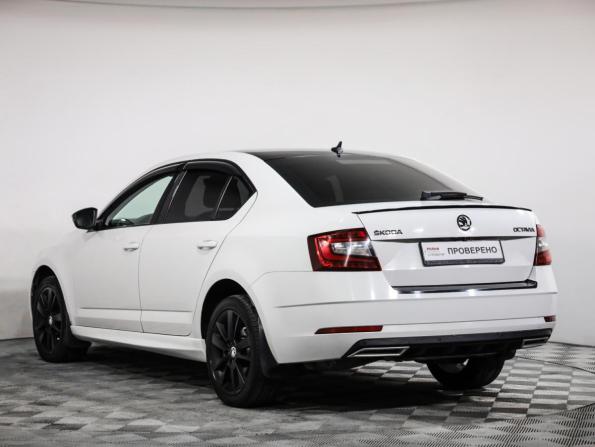 Skoda Octavia III (A7) Рестайлинг с пробегом 2017 года, цена 1 749 000 рублей, 192046 км, лифтбек, Автокод Объявления