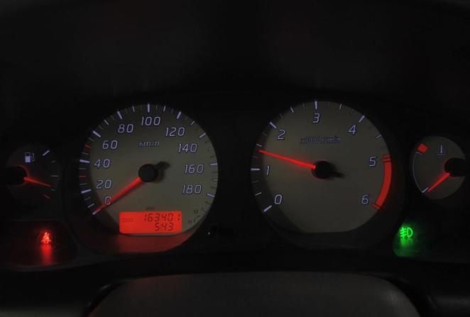 Nissan NP300 с пробегом 2012 года, цена 1 099 000 рублей, 162000 км, offers.body_type.unknown, Автокод Объявления