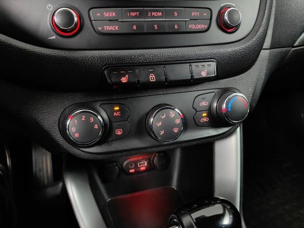 Kia Ceed II с пробегом 2013 года, цена 1 049 000 рублей, 181148 км, хэтчбек, Автокод Объявления