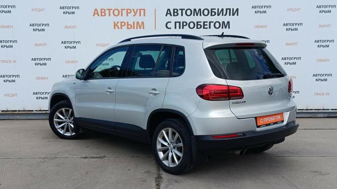 Volkswagen Tiguan I Рестайлинг с пробегом 2016 года, цена 1 590 000 рублей, 140082 км, внедорожник, Автокод Объявления