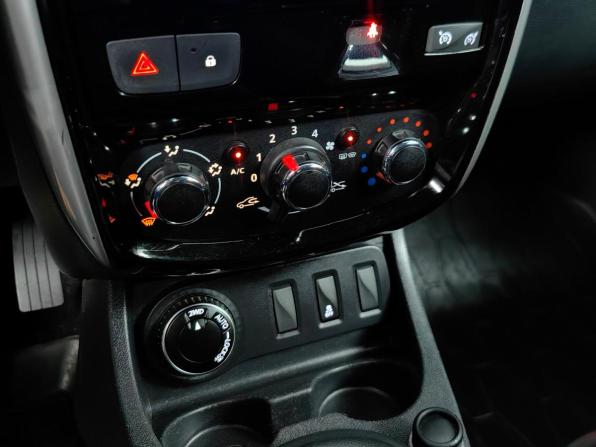 Nissan Terrano III (D10) с пробегом 2020 года, цена 1 595 000 рублей, 109083 км, внедорожник, Автокод Объявления