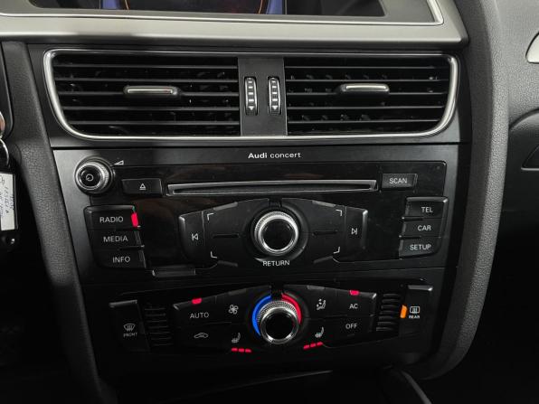 Audi A4 IV (B8) Рестайлинг с пробегом 2013 года, цена 1 314 000 рублей, 213731 км, седан, Автокод Объявления