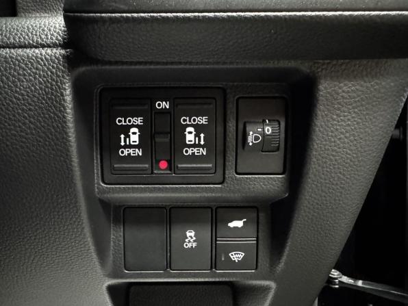 Honda Stepwgn VI с пробегом 2026 года, цена 3 700 000 рублей, 8174 км, минивэн, Автокод Объявления