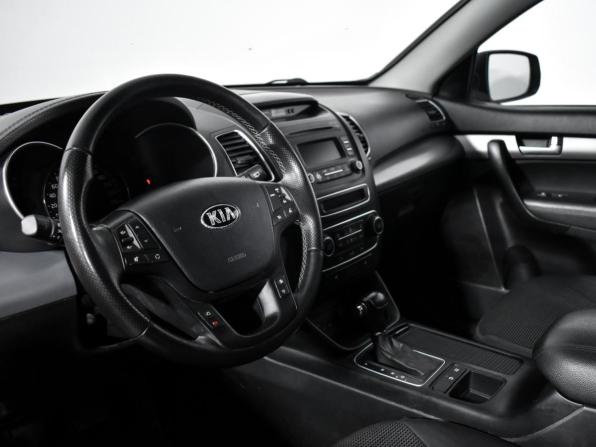 Kia Sorento II Рестайлинг с пробегом 2014 года, цена 1 127 900 рублей, 371778 км, внедорожник, Автокод Объявления