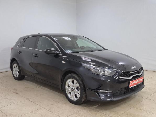 Kia Ceed III Рестайлинг с пробегом 2022 года, цена 2 300 000 рублей, 15976 км, хэтчбек, Автокод Объявления