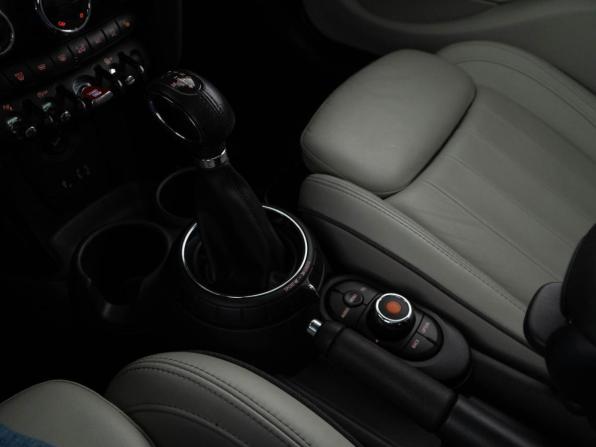 Mini Hatch III (F55/F56) с пробегом 2016 года, цена 2 085 055 рублей, 103867 км, хэтчбек, Автокод Объявления