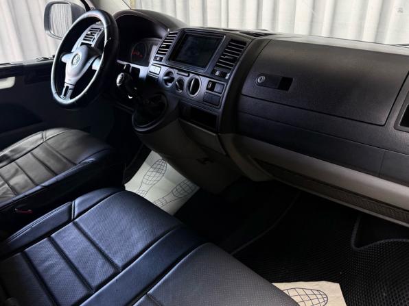 Volkswagen Transporter T5 Рестайлинг с пробегом 2011 года, цена 1 049 000 рублей, 359200 км, фургон, Автокод Объявления