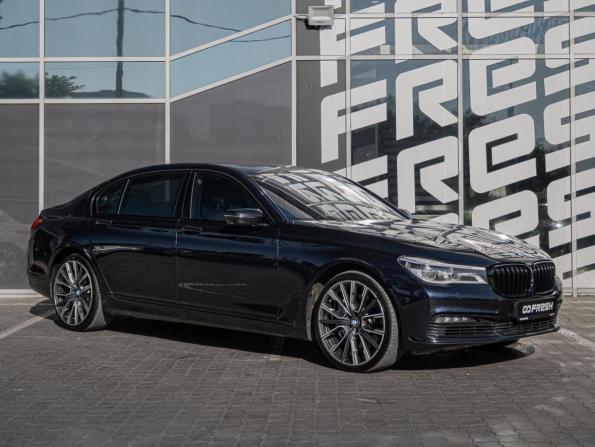 BMW 7 серии VI (G11/G12)