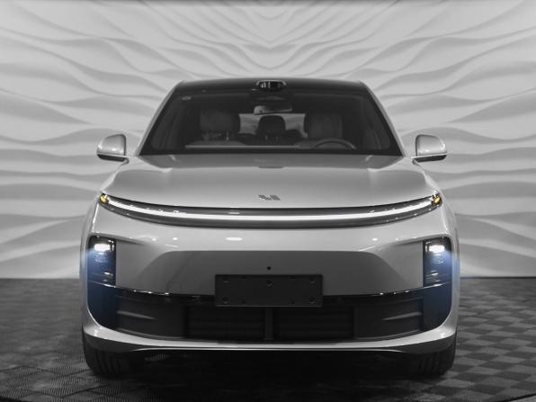 Новый Li Auto (Lixiang) L6 2025 года, цена 7 950 000 рублей, внедорожник, Автокод Объявления