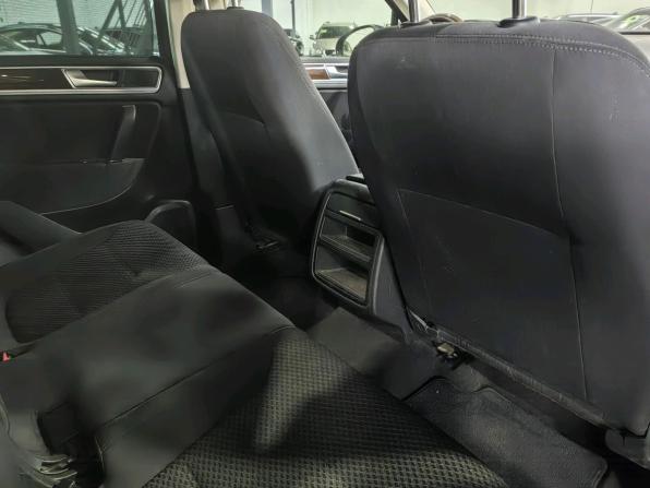 Volkswagen Touareg II Рестайлинг с пробегом 2015 года, цена 2 139 000 рублей, 151000 км, внедорожник, Автокод Объявления