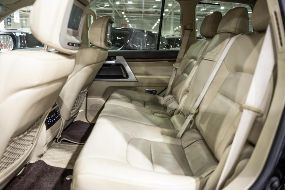Toyota Land Cruiser 200 Series Рестайлинг 2 Санкт-Петербург  - изображение 14