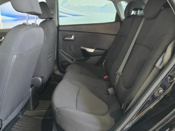 Kia Rio III с пробегом 2013 года, цена 949 000 рублей, 106102 км, хэтчбек, Автокод Объявления