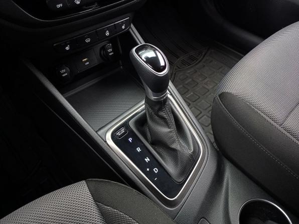 Hyundai Solaris II Рестайлинг с пробегом 2021 года, цена 1 647 000 рублей, 69811 км, седан, Автокод Объявления