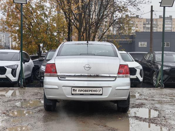 Opel Astra H Рестайлинг с пробегом 2008 года, цена 399 000 рублей, 306031 км, седан, Автокод Объявления