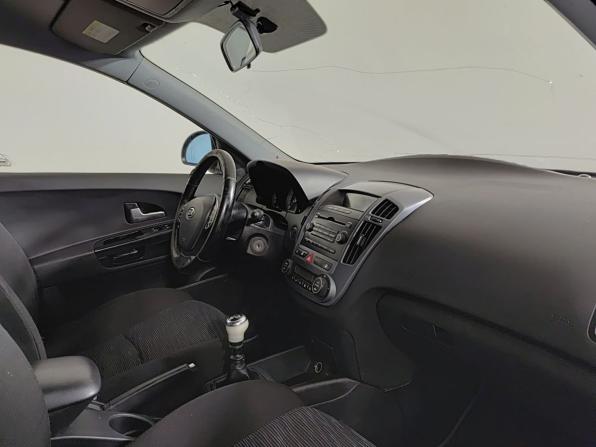 Kia Ceed I с пробегом 2009 года, цена 470 000 рублей, 264401 км, универсал, Автокод Объявления