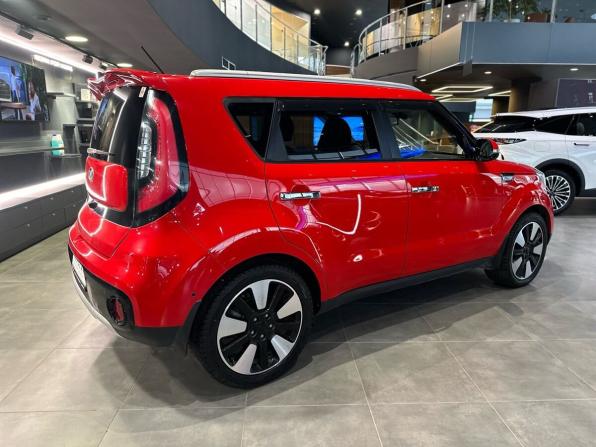 Kia Soul II Рестайлинг с пробегом 2018 года, цена 1 720 000 рублей, 86725 км, хэтчбек, Автокод Объявления