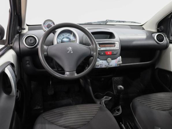 Peugeot 107 I Рестайлинг 2 с пробегом 2013 года, цена 649 000 рублей, 75185 км, хэтчбек, Автокод Объявления